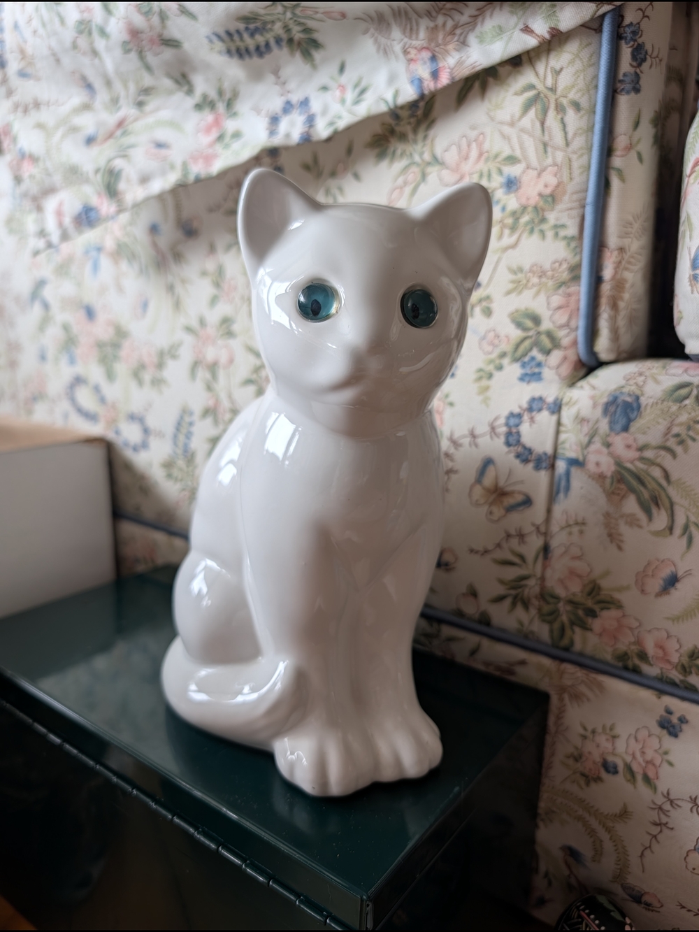 Vtg Alcobaca White Cat Statue